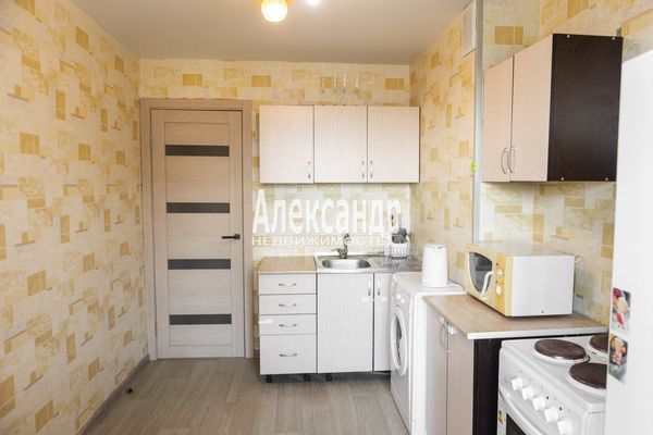 Продам однокомнатную (1-комн.) квартиру, Ленинский пр-кт, 97к3, Санкт-Петербург г