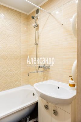 Продам однокомнатную (1-комн.) квартиру, Ленинский пр-кт, 97к3, Санкт-Петербург г