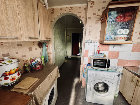 Продам комнату в 3-комн. квартире, Красина ул, 5, Екатеринбург г