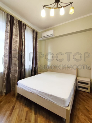 Продам трехкомнатную (3-комн.) квартиру, Новопесчаная ул, 21к1, Москва г