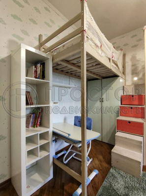 Продам трехкомнатную (3-комн.) квартиру, Новопесчаная ул, 21к1, Москва г