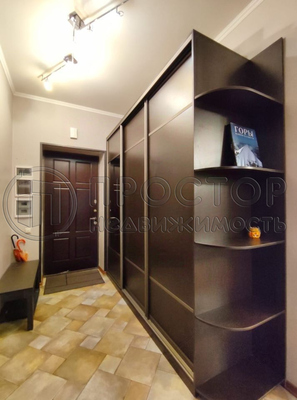 Продам трехкомнатную (3-комн.) квартиру, Новопесчаная ул, 21к1, Москва г