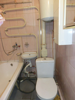 Продам трехкомнатную (3-комн.) квартиру, Ветеранов пр-кт, 8А, Санкт-Петербург г