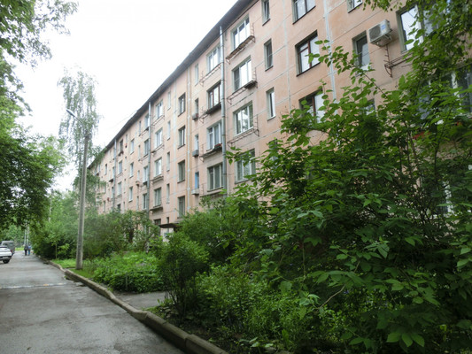 Продам трехкомнатную (3-комн.) квартиру, Ветеранов пр-кт, 8А, Санкт-Петербург г