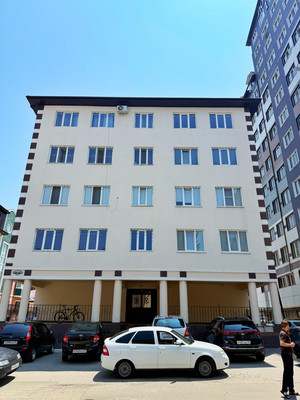 Продам двухкомнатную (2-комн.) квартиру, Чернышевского ул, 199кв, Нальчик г