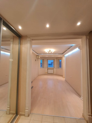 Продам двухкомнатную (2-комн.) квартиру, Кирова ул, 3, Люберцы г