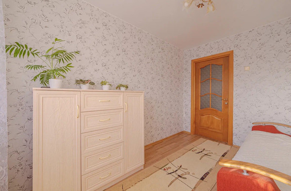 Продам трехкомнатную (3-комн.) квартиру, Лядова ул, 4, Пенза г