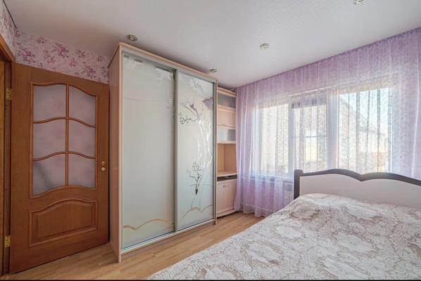 Продам трехкомнатную (3-комн.) квартиру, Лядова ул, 4, Пенза г