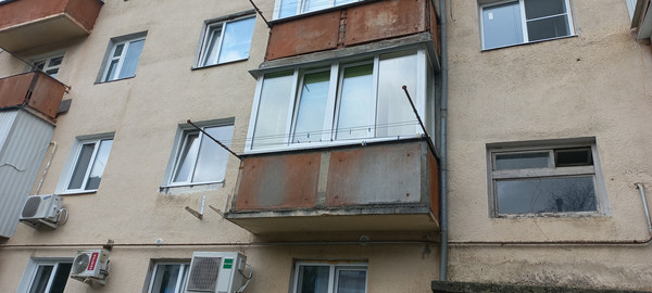 Продам трехкомнатную (3-комн.) квартиру, Горная ул, 1, Агой с