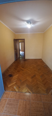Продам трехкомнатную (3-комн.) квартиру, Горная ул, 1, Агой с
