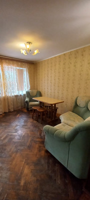 Продам трехкомнатную (3-комн.) квартиру, Горная ул, 1, Агой с