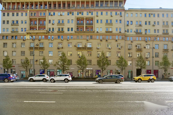 Продам торговое помещение 89,7 м2, Земляной Вал ул, 25, Москва г
