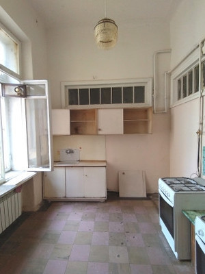 Сдам комнату в 6-комн. квартире, Каменноостровский пр-кт, 35-75, Санкт-Петербург г