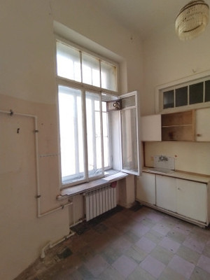 Сдам комнату в 6-комн. квартире, Каменноостровский пр-кт, 35-75, Санкт-Петербург г