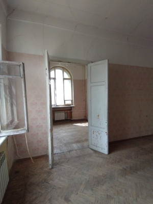 Сдам 2-комн. в 6-комн. квартире, Каменноостровский пр-кт, 35-75, Санкт-Петербург г