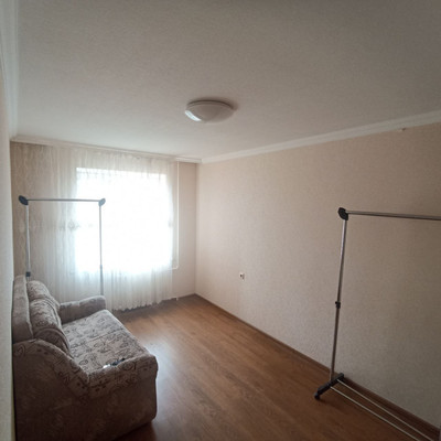 Продам двухкомнатную (2-комн.) квартиру, Пионерская ул, 407, Майкоп г