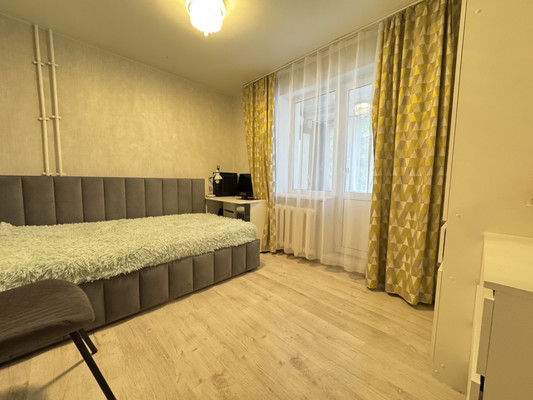 Продам двухкомнатную (2-комн.) квартиру, Еременко ул, 66/4, Ростов-на-Дону г