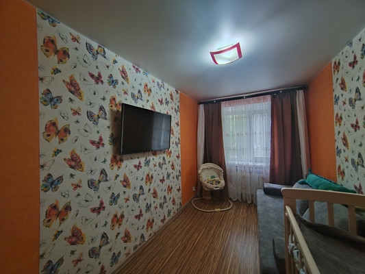 Продам трехкомнатную (3-комн.) квартиру, Чайковского ул, 129, Нижний Тагил г