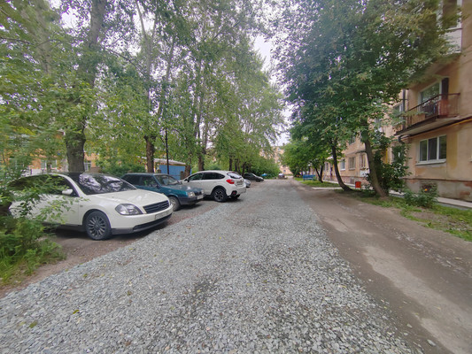 Продам трехкомнатную (3-комн.) квартиру, Чайковского ул, 129, Нижний Тагил г