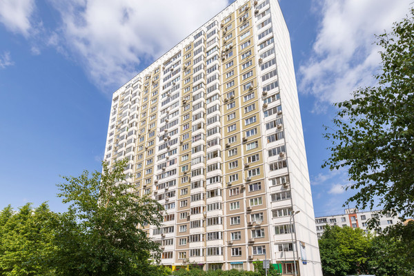 Продам многокомнатную квартиру, Академика Комарова ул, 3к2, Москва г