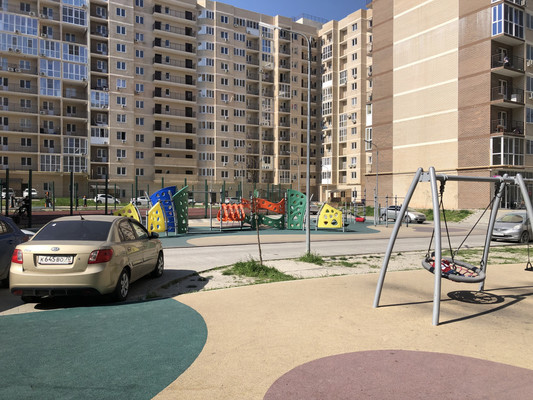 Продам однокомнатную (1-комн.) квартиру, Красина ул, 53к3, Цемдолина с