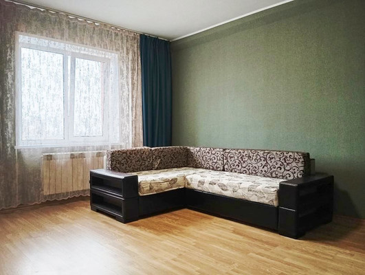 Продам двухкомнатную (2-комн.) квартиру, Чугунова ул, 43, Раменское г