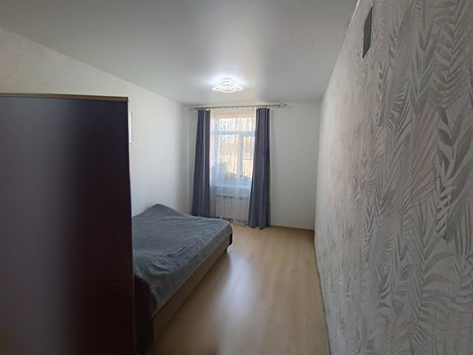 Продам комнату в 8-комн. квартире, Партизана Германа ул, 32Ак2, Санкт-Петербург г