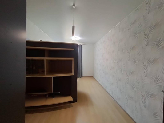 Продам комнату в 8-комн. квартире, Партизана Германа ул, 32Ак2, Санкт-Петербург г