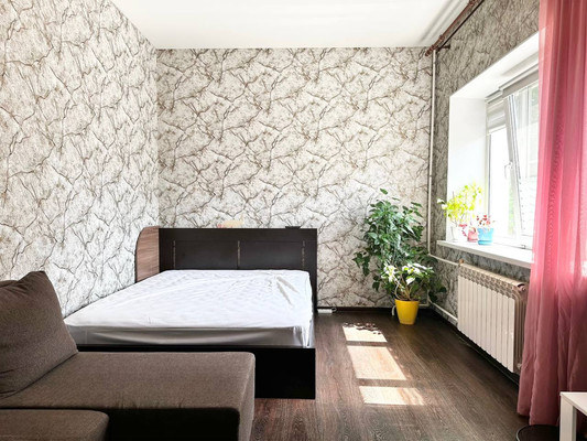 Продам многокомнатную квартиру, Стачек пр-кт, 92к1, Санкт-Петербург г