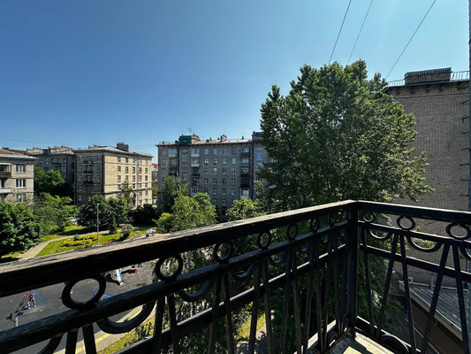 Продам многокомнатную квартиру, Стачек пр-кт, 92к1, Санкт-Петербург г