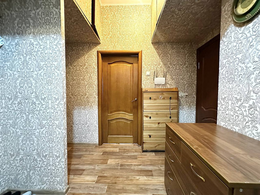 Продам многокомнатную квартиру, Стачек пр-кт, 92к1, Санкт-Петербург г