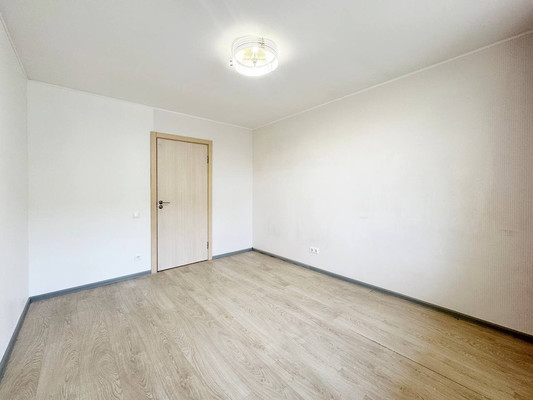 Продам трехкомнатную (3-комн.) квартиру, Долгоозёрная ул, 11а, Санкт-Петербург г