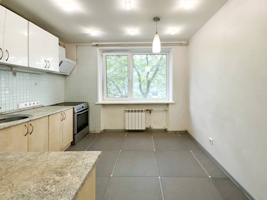 Продам трехкомнатную (3-комн.) квартиру, Долгоозёрная ул, 11а, Санкт-Петербург г