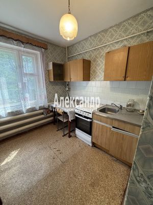 Продам однокомнатную (1-комн.) квартиру, Новостроек ул, 4, Кузнечное гп
