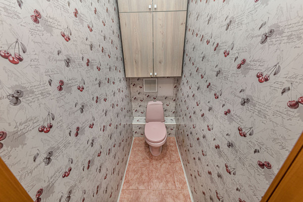 Продам двухкомнатную (2-комн.) квартиру, Жукова ул, 9А, Челябинск г