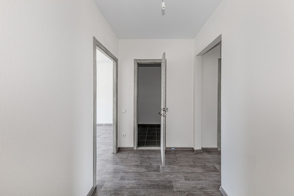 Продам трехкомнатную (3-комн.) , Блюхера ул, 125В, Челябинск г