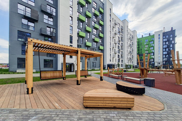 Продам трехкомнатную (3-комн.) , Блюхера ул, 125В, Челябинск г