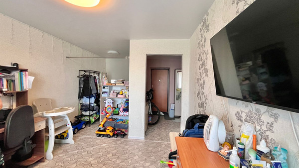 Продам однокомнатную (1-комн.) квартиру, Светлая ул, 13, Воткинск г