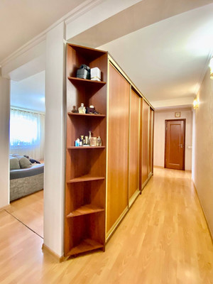 Продам трехкомнатную (3-комн.) квартиру, ГСК-2 Юбилейный тер, 23а, Подольской машинно-испытательной станции п