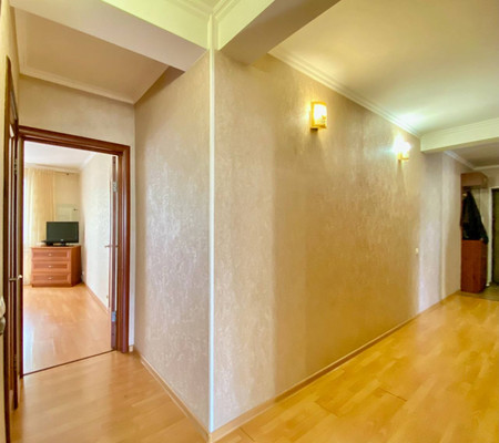 Продам трехкомнатную (3-комн.) квартиру, ГСК-2 Юбилейный тер, 23а, Подольской машинно-испытательной станции п