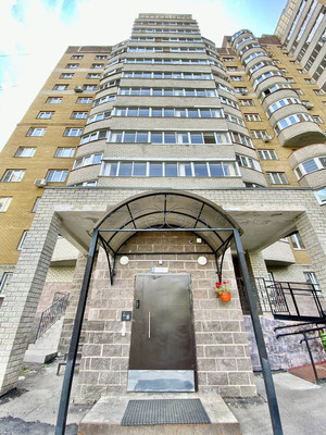 Продам трехкомнатную (3-комн.) квартиру, ГСК-2 Юбилейный тер, 23а, Подольской машинно-испытательной станции п