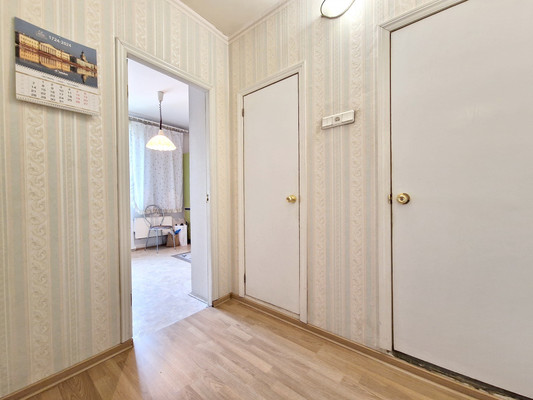 Продам двухкомнатную (2-комн.) квартиру, Академика Королева ул, 4к1, Москва г