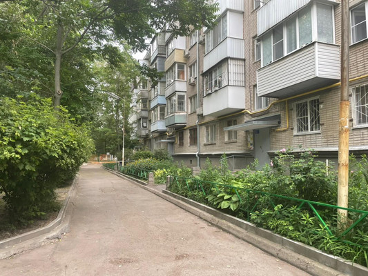 Продам двухкомнатную (2-комн.) квартиру, Таганрогская ул, 145к2, Ростов-на-Дону г