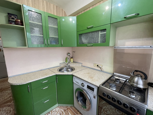 Продам двухкомнатную (2-комн.) квартиру, 2-я Краснодарская ул, 157/1, Ростов-на-Дону г