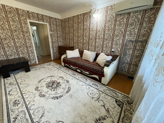Продам двухкомнатную (2-комн.) квартиру, 2-я Краснодарская ул, 157/1, Ростов-на-Дону г