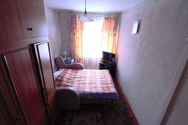 Продам трехкомнатную (3-комн.) квартиру, Луначарского ул, 17, Екатеринбург г