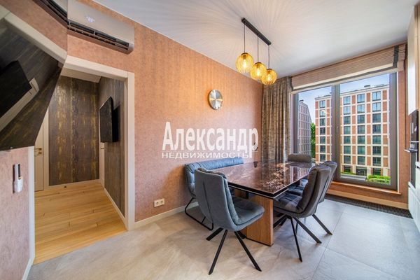 Продам многокомнатную квартиру, Петровский пр-кт, 24к2, Санкт-Петербург г