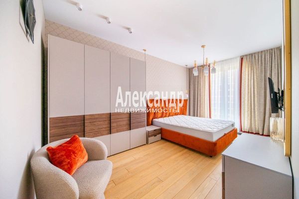 Продам многокомнатную квартиру, Петровский пр-кт, 24к2, Санкт-Петербург г