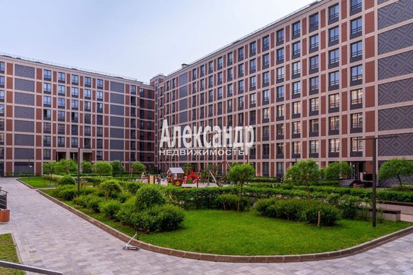 Продам многокомнатную квартиру, Петровский пр-кт, 24к2, Санкт-Петербург г