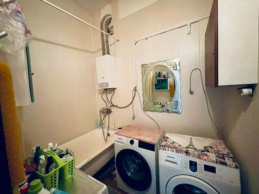 Продам комнату в 4-комн. квартире, Октябрьский пр-кт, 51, Люберцы г